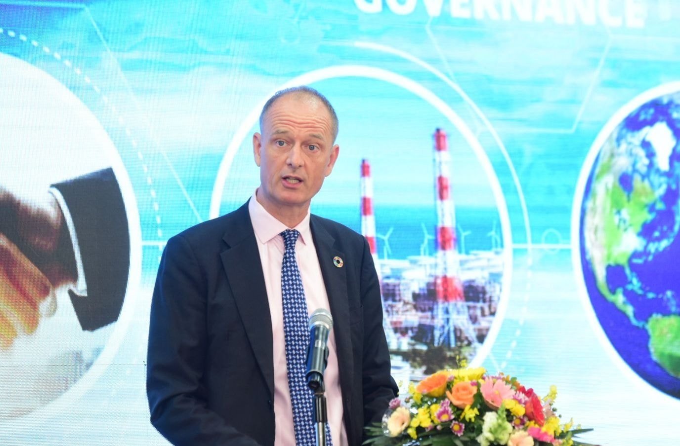 Ông Patrick Haverman - Quyền Trưởng Đại diện UNDP tại Việt Nam: 'Chúng tôi tin rằng, DRS có thể cải thiện đáng kể các giải pháp tuần hoàn tại Việt Nam'. Ảnh: UNDP. Ông Patrick Haverman - Quyền Trưởng Đại diện UNDP tại Việt Nam: 'Chúng tôi tin rằng, DRS có thể cải thiện đáng kể các giải pháp tuần hoàn tại Việt Nam'. Ảnh: UNDP.