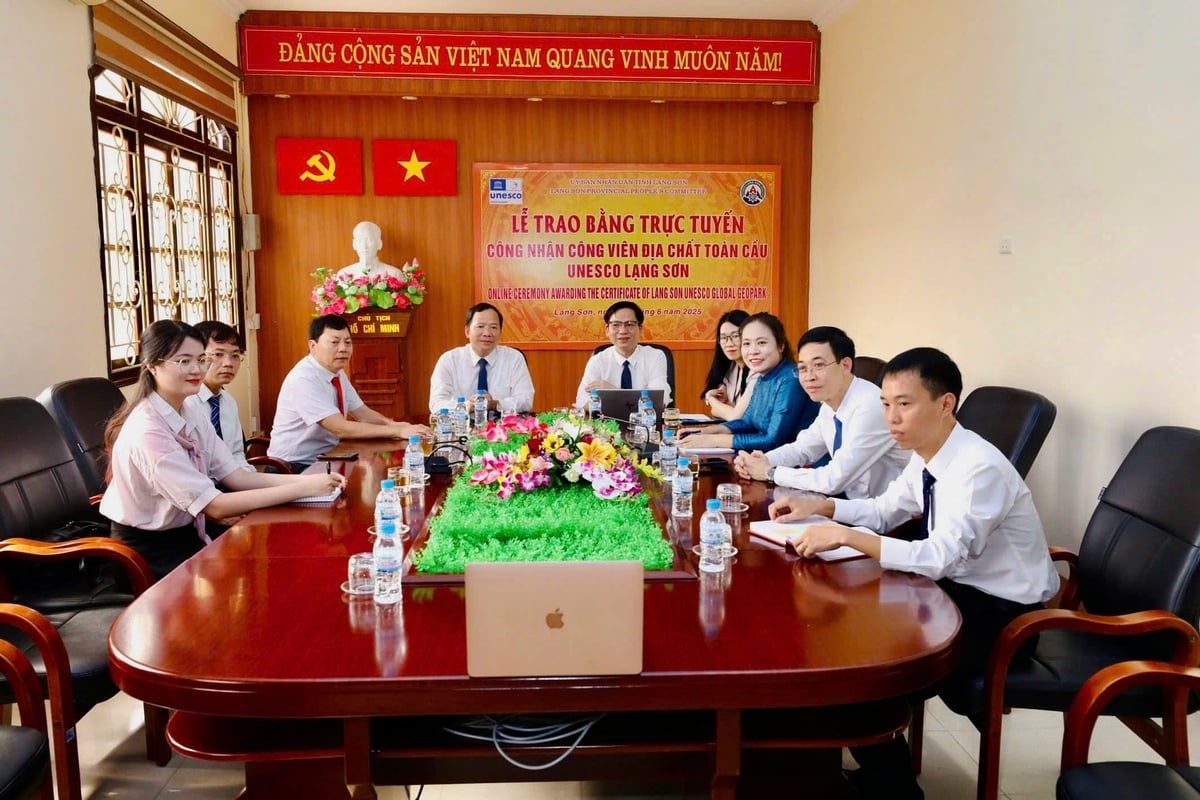 Lễ trao Bằng trực tuyến công nhận Công viên địa chất toàn cầu UNESCO Lạng Sơn tại điểm cầu Lạng Sơn. Ảnh: Hương Phạm. Lễ trao Bằng trực tuyến công nhận Công viên địa chất toàn cầu UNESCO Lạng Sơn tại điểm cầu Lạng Sơn. Ảnh: Hương Phạm.