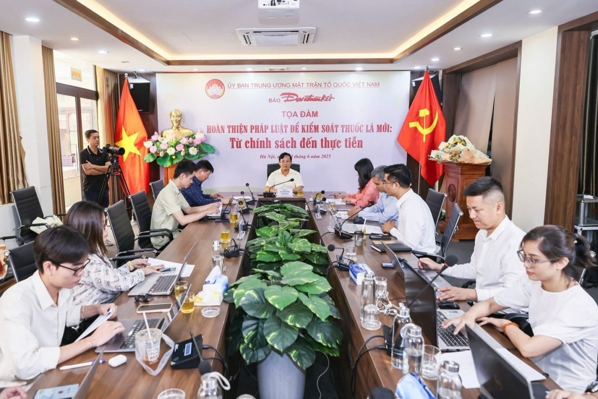 Cần thiết phải sửa Luật Phòng, chống tác hại của thuốc lá và các văn bản pháp luật liên quan để thực thi Nghị quyết 173/2024/QH15 hiệu quả. Ảnh: Quang Vinh. Cần thiết phải sửa Luật Phòng, chống tác hại của thuốc lá và các văn bản pháp luật liên quan để thực thi Nghị quyết 173/2024/QH15 hiệu quả. Ảnh: Quang Vinh.