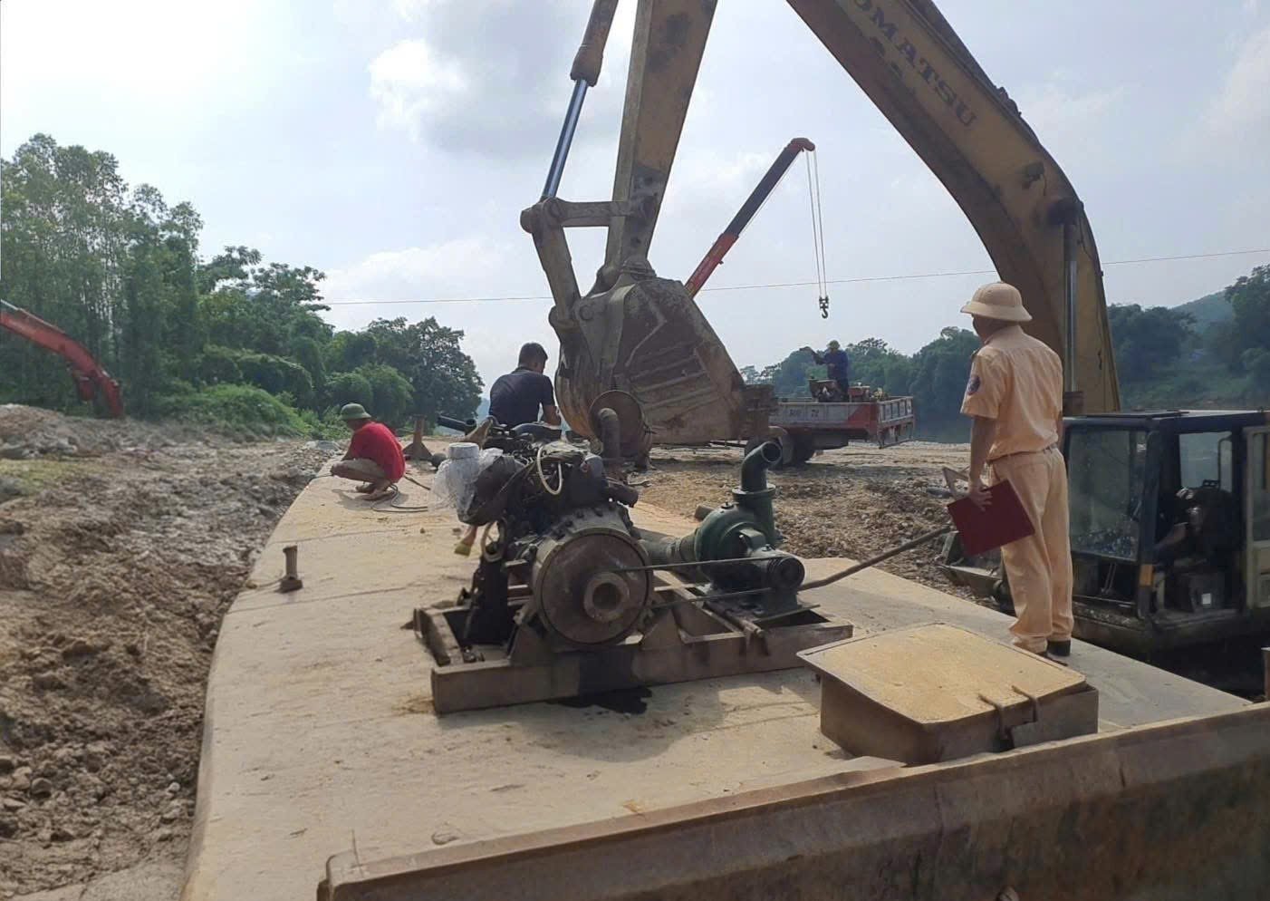 Lực lượng CSGT Công an tỉnh Tuyên Quang đi kiểm tra. Ảnh: Phòng CSGT công an tỉnh Tuyên Quang. Lực lượng CSGT Công an tỉnh Tuyên Quang đi kiểm tra. Ảnh: Phòng CSGT công an tỉnh Tuyên Quang.