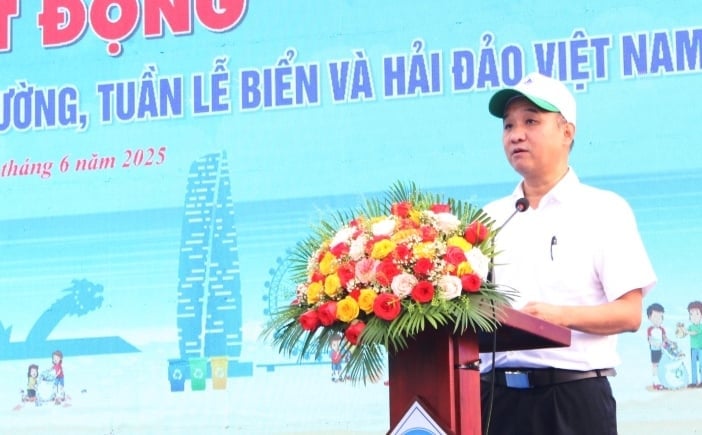 Phó Chủ tịch UBND thành phố Đà Nẵng Lê Quang Nam phát biểu tại lễ phát động Tháng hành động vì môi trường. Ảnh: Lan Anh Phó Chủ tịch UBND thành phố Đà Nẵng Lê Quang Nam phát biểu tại lễ phát động Tháng hành động vì môi trường. Ảnh: Lan Anh