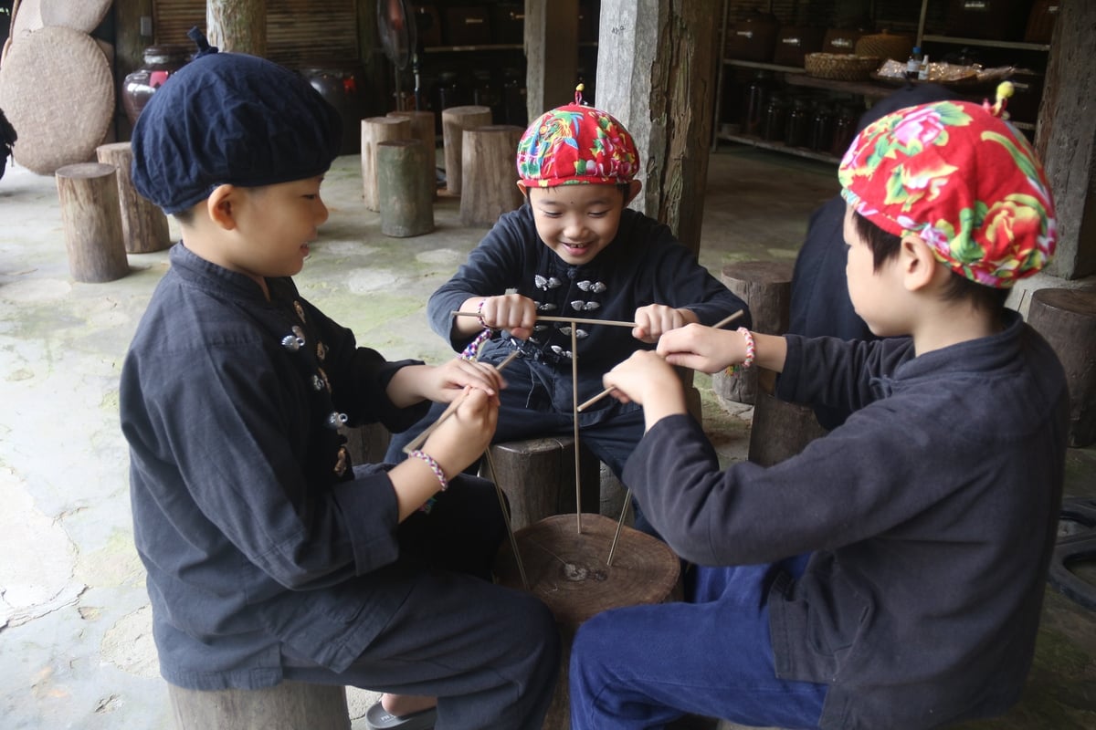 Đời sống người dân khu vực nông thôn ngày càng được nâng cao, đặc biệt là vùng sâu vùng xa, đồng bào dân tộc thiểu số. Ảnh: Phạm Hiếu. Đời sống người dân khu vực nông thôn ngày càng được nâng cao, đặc biệt là vùng sâu vùng xa, đồng bào dân tộc thiểu số. Ảnh: Phạm Hiếu.