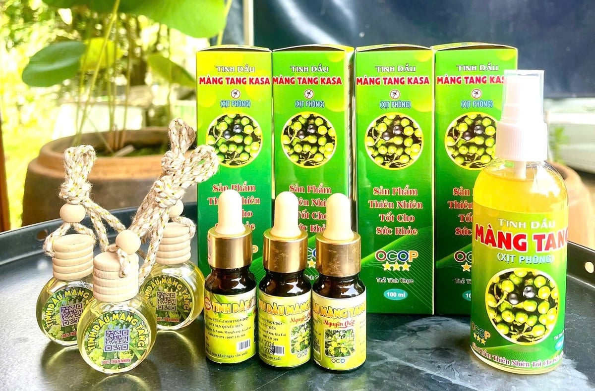 Tinh dầu Màng Tang, sản phẩm OCOP của huyện Mang Yang có nguồn gốc từ Vườn quốc Gia Konkakinh. Ảnh: ĐL. Tinh dầu Màng Tang, sản phẩm OCOP của huyện Mang Yang có nguồn gốc từ Vườn quốc Gia Konkakinh. Ảnh: ĐL.