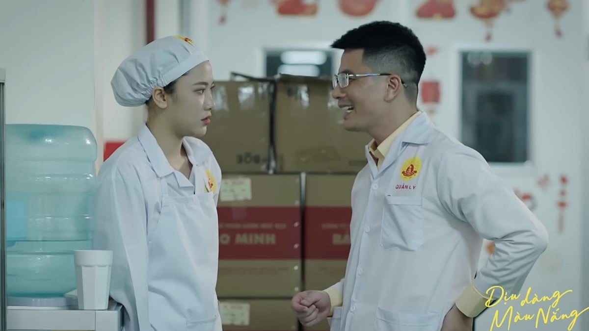 Thảo bị Thành 'quấy rối'. Ảnh CMH Thảo bị Thành 'quấy rối'. Ảnh CMH