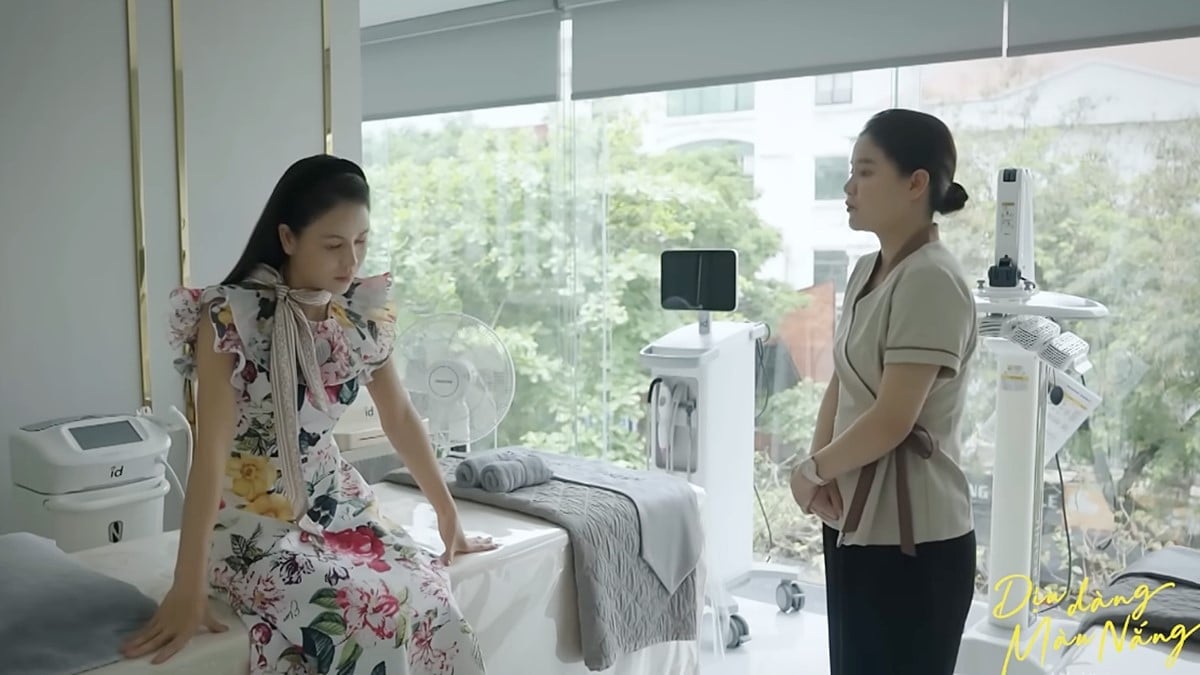 Đồng nghiệp của Lan Anh chia sẻ với Xuân . Ảnh CMH Đồng nghiệp của Lan Anh chia sẻ với Xuân . Ảnh CMH
