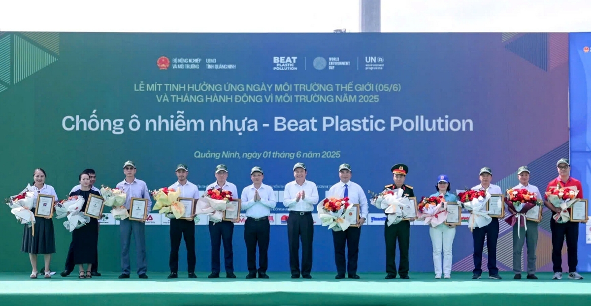 PV GAS tham gia tài trợ cho các chương trình chống ô nhiễm nhựa quốc gia. Ảnh: PV GAS. PV GAS tham gia tài trợ cho các chương trình chống ô nhiễm nhựa quốc gia. Ảnh: PV GAS.