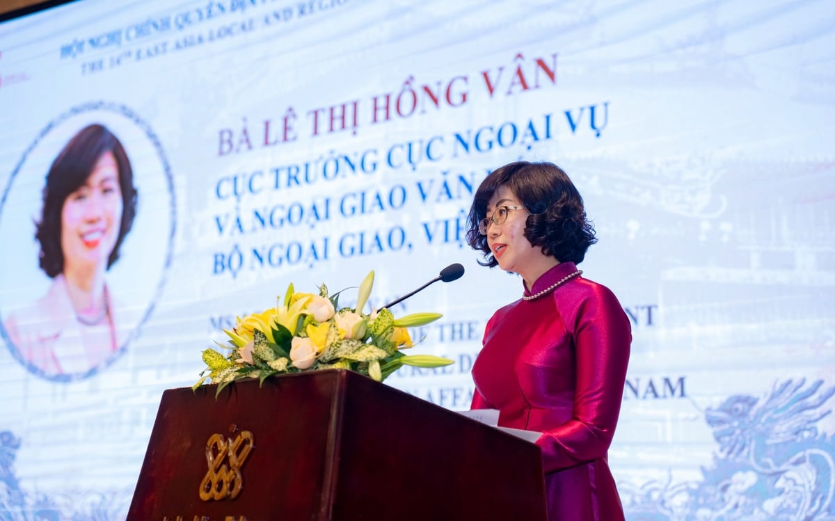 Bà Lê Thị Hồng Vân, Cục trưởng Cục Ngoại vụ và Ngoại giao Văn hoá phát biểu. Ảnh: V.D