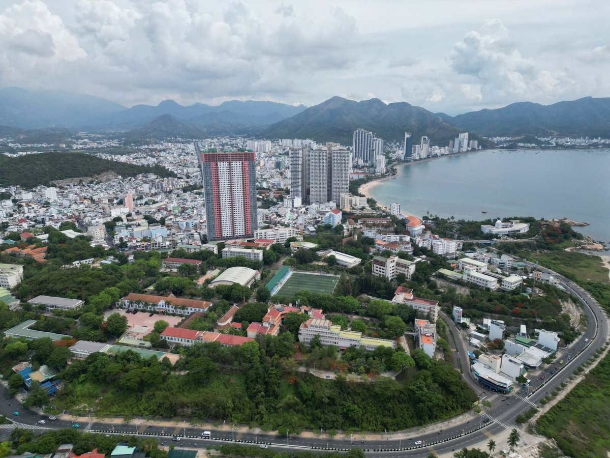 Sở Tài chính Khánh Hòa đề nghị góp ý đề cương sổ tay hướng dẫn xử lý khó khăn, vướng mắc liên quan đến các dự án đất đai trên địa bàn tỉnh. Ảnh: Báo Khánh Hòa. Sở Tài chính Khánh Hòa đề nghị góp ý đề cương sổ tay hướng dẫn xử lý khó khăn, vướng mắc liên quan đến các dự án đất đai trên địa bàn tỉnh. Ảnh: Báo Khánh Hòa.