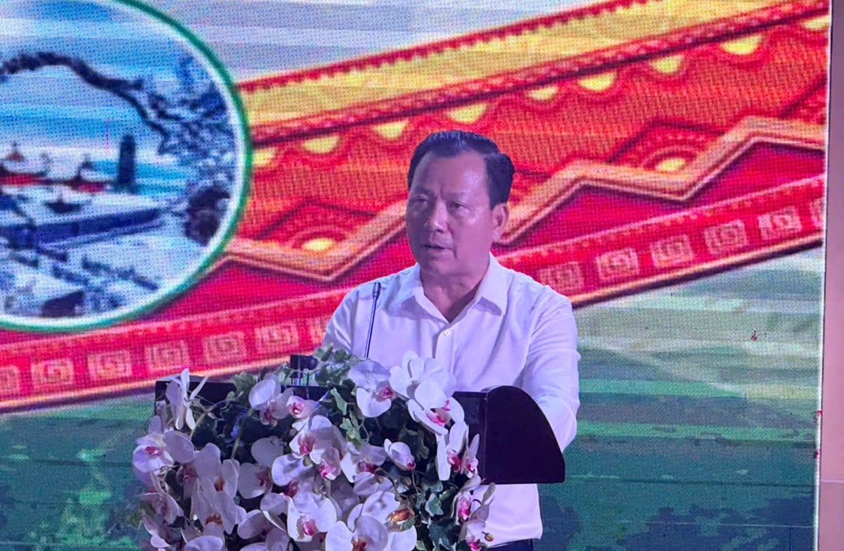 Ông Hoàng Quốc Khánh, Phó Chủ tịch Thường trực UBND tỉnh Lào Cai phát biểu khai mạc tọa đàm. Ảnh: Bích Hợp. Ông Hoàng Quốc Khánh, Phó Chủ tịch Thường trực UBND tỉnh Lào Cai phát biểu khai mạc tọa đàm. Ảnh: Bích Hợp.