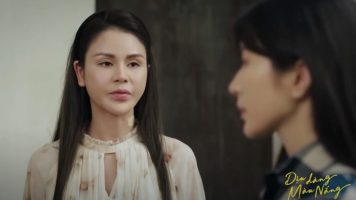 Lan Anh trò chuyện với Xuân. Ảnh CMH
