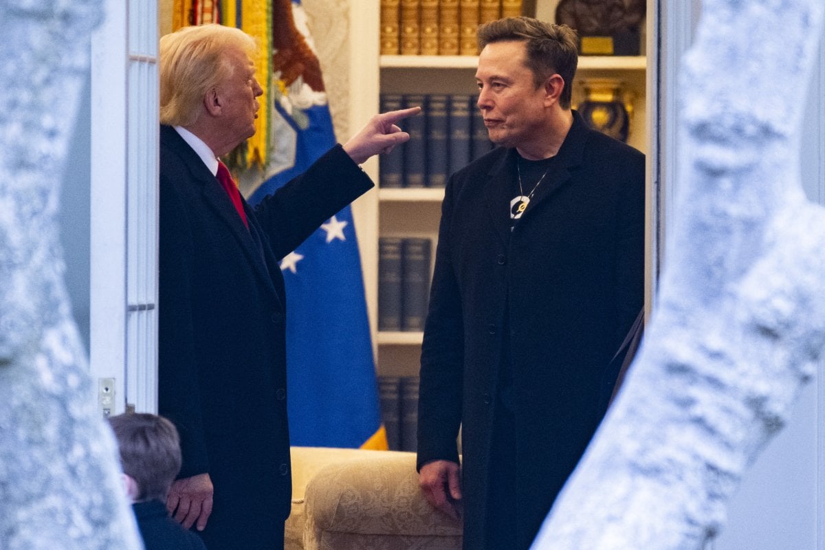 Tổng thống Mỹ Donald Trump và tỷ phú Elon Musk tranh cãi tại Phòng Bầu dục hồi tháng 3/2025. Ảnh: Getty. Tổng thống Mỹ Donald Trump và tỷ phú Elon Musk tranh cãi tại Phòng Bầu dục hồi tháng 3/2025. Ảnh: Getty.