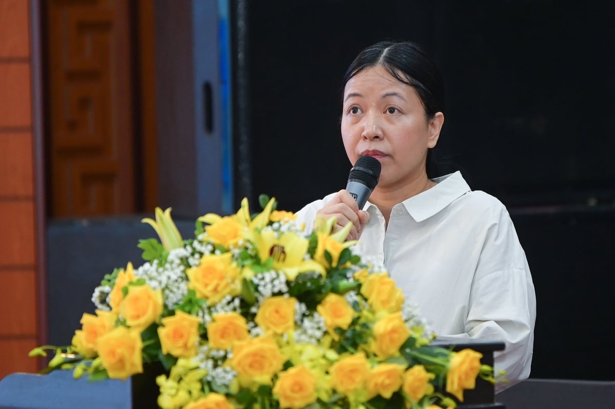 TS. Phạm Thị Gấm, Trưởng phòng Chính sách, Pháp chế (Cục Biển và Hải đảo Việt Nam) phát biểu tại hội thảo. Ảnh: Tùng Đinh. TS. Phạm Thị Gấm, Trưởng phòng Chính sách, Pháp chế (Cục Biển và Hải đảo Việt Nam) phát biểu tại hội thảo. Ảnh: Tùng Đinh.