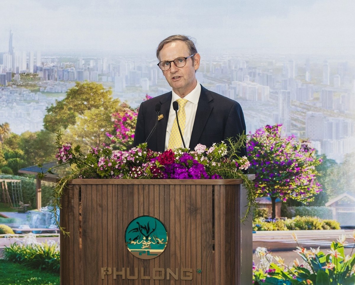Ông Richard Mark Leech, Phó Tổng Giám đốc Phú Long kỳ vọng sẽ cùng WorldHotels™  kiến tạo trải nghiệm sống 'hàng hiệu' tại Essensia Parkway. Ảnh: Phú Long.
