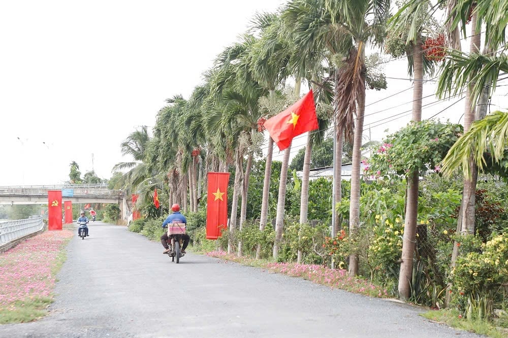 Đường quê xã nông thôn mới kiểu mẫu Thanh Hòa sạch đẹp. Ảnh: Minh Đảm. Đường quê xã nông thôn mới kiểu mẫu Thanh Hòa sạch đẹp. Ảnh: Minh Đảm.