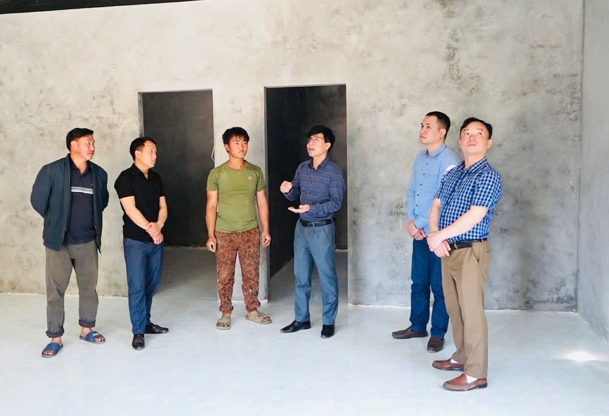 Đề án xóa nhà dột nát, nhà tạm đã giúp hàng trăm hộ dân ở huyện Trạm Tấu có nhà ở mới. Ảnh: Thanh Tiến.