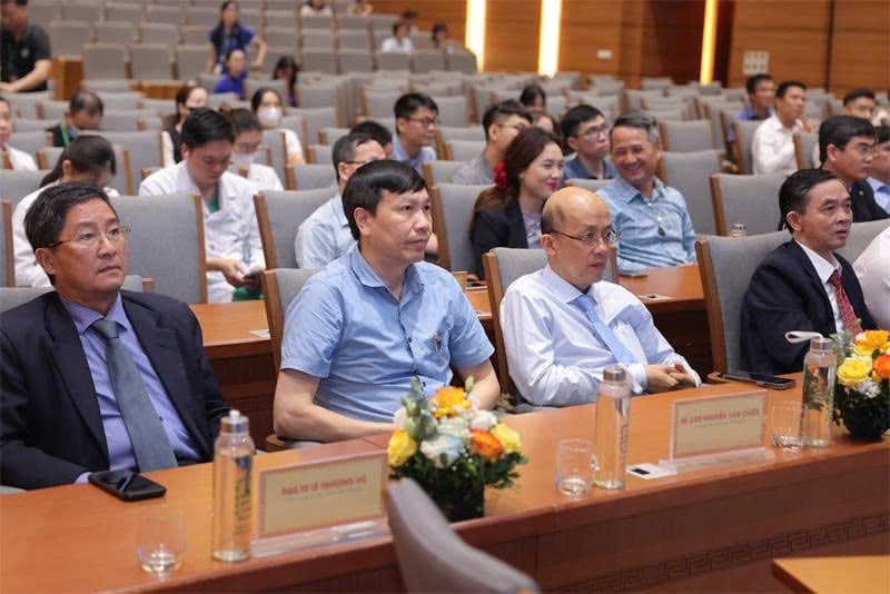 Hội nghị có sự tham dự của các chuyên gia đầu ngành. Ảnh: Intracom. Hội nghị có sự tham dự của các chuyên gia đầu ngành. Ảnh: Intracom.