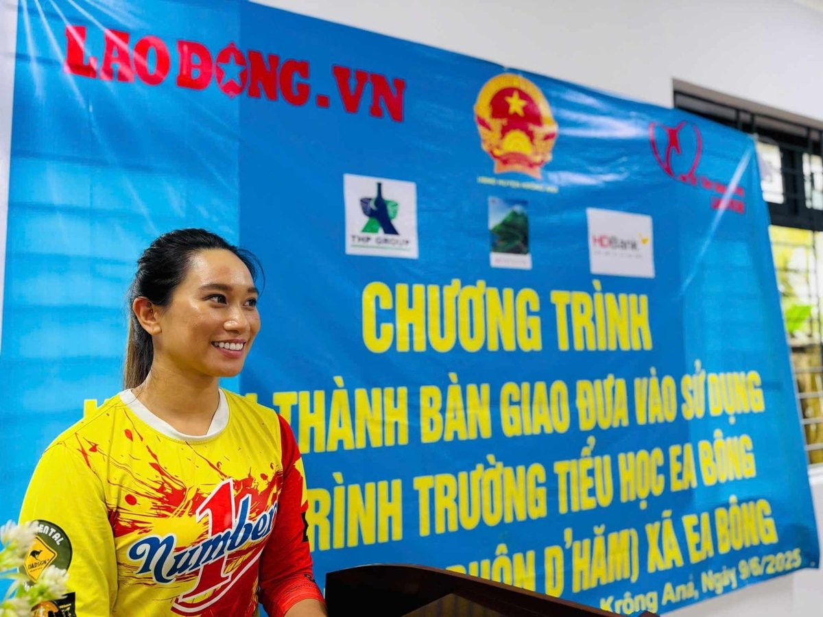 Bà Vũ Phương Thanh, đại diện Công ty Tân Hiệp Phát chia sẻ tại sự kiện. Ảnh: Tân Hiệp Phát. Bà Vũ Phương Thanh, đại diện Công ty Tân Hiệp Phát chia sẻ tại sự kiện. Ảnh: Tân Hiệp Phát.