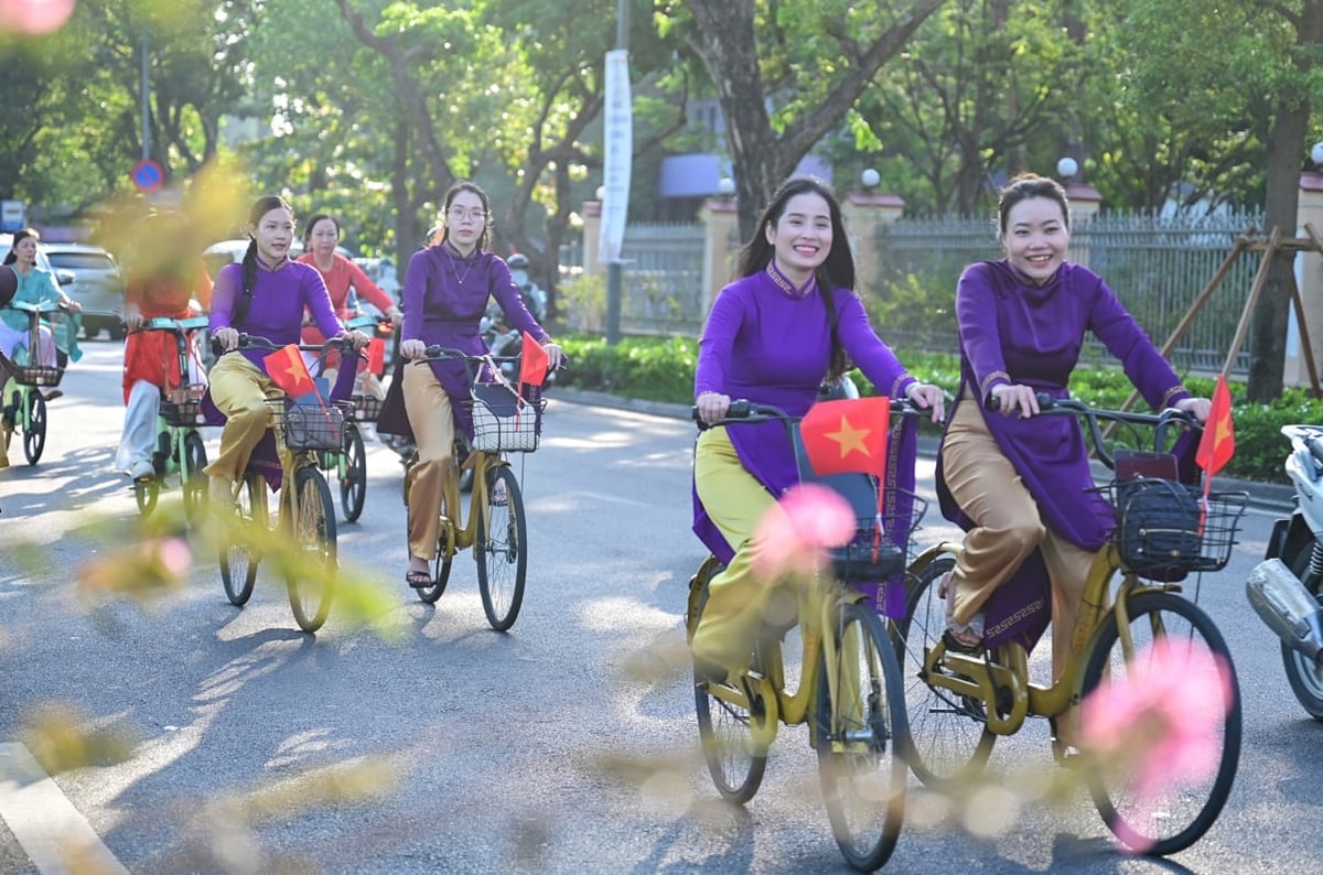 TP Huế đang trở thành điểm sáng du lịch xanh, du lịch không rác thải nhựa. Ảnh: V.D TP Huế đang trở thành điểm sáng du lịch xanh, du lịch không rác thải nhựa. Ảnh: V.D
