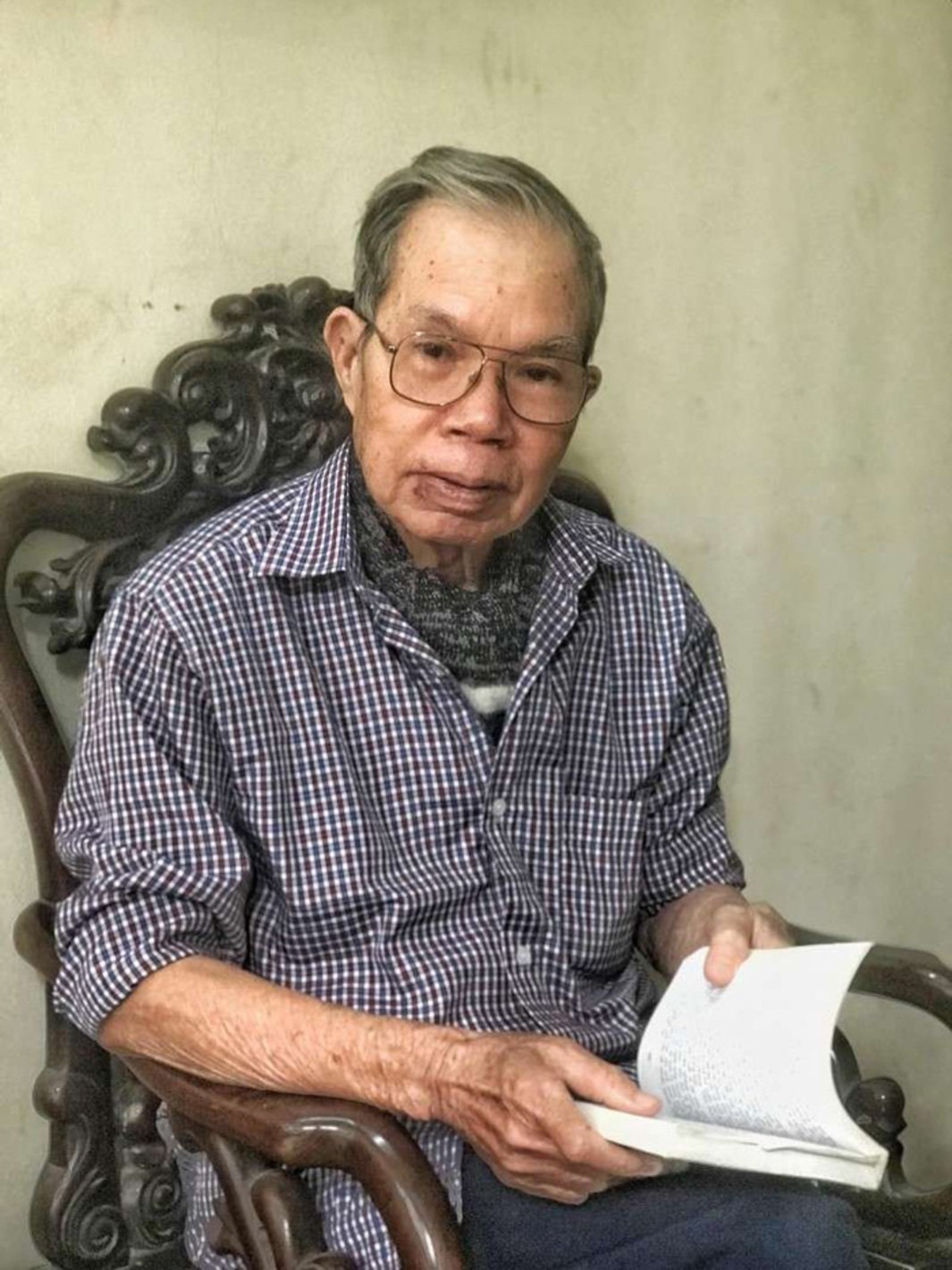 Nhà văn Ma Văn Kháng.