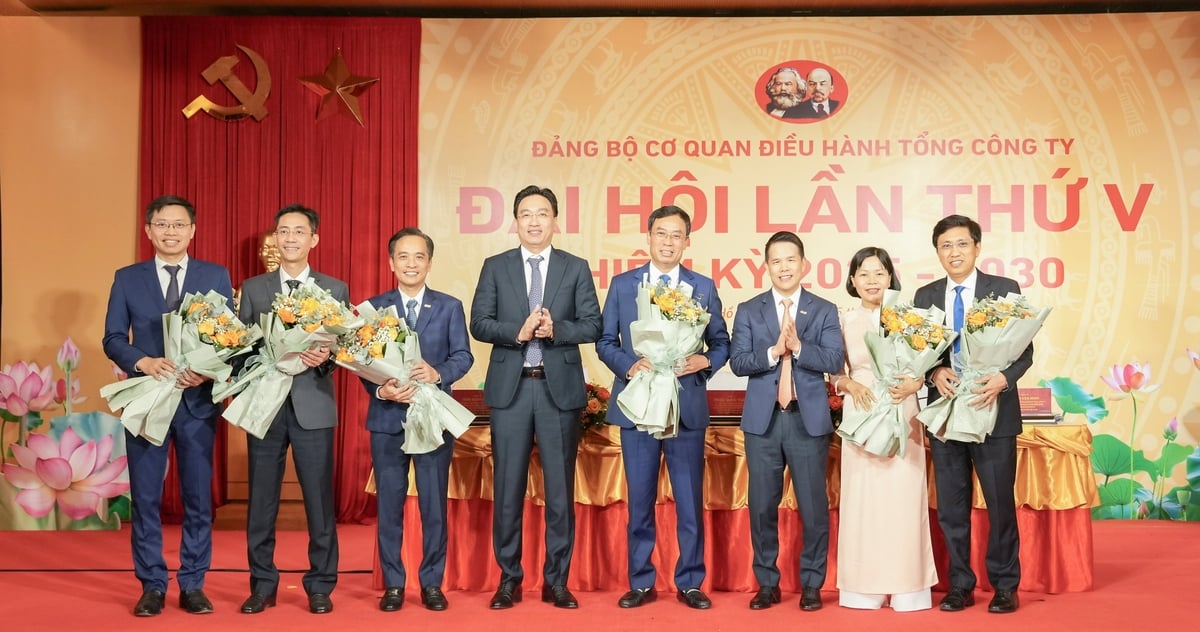 Đảng ủy PV GAS tham dự và chỉ đạo sâu sát các đại hội đảng trực thuộc. Ảnh: PV GAS. Đảng ủy PV GAS tham dự và chỉ đạo sâu sát các đại hội đảng trực thuộc. Ảnh: PV GAS.