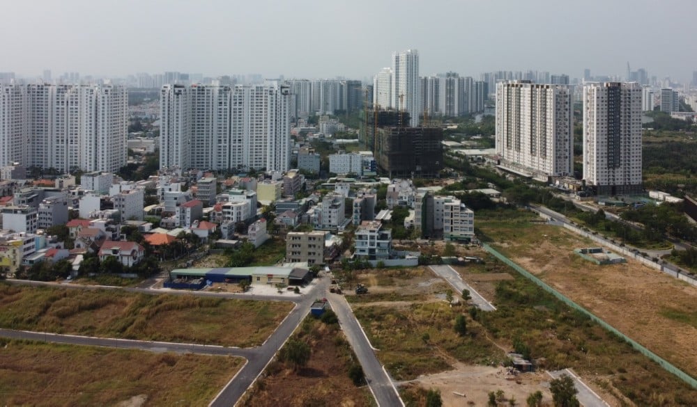 HoREA đề nghị sửa quy định thu bổ sung tiền sử dụng đất. Ảnh: Đình Du. HoREA đề nghị sửa quy định thu bổ sung tiền sử dụng đất. Ảnh: Đình Du.