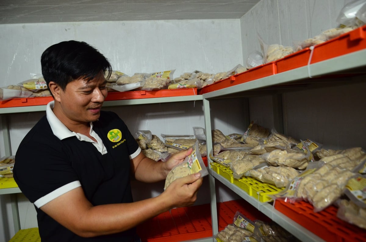 Những sản phẩm chả của anh Lương Tiến Mạnh. Ảnh: Đinh Thanh Huyền. Những sản phẩm chả của anh Lương Tiến Mạnh. Ảnh: Đinh Thanh Huyền.