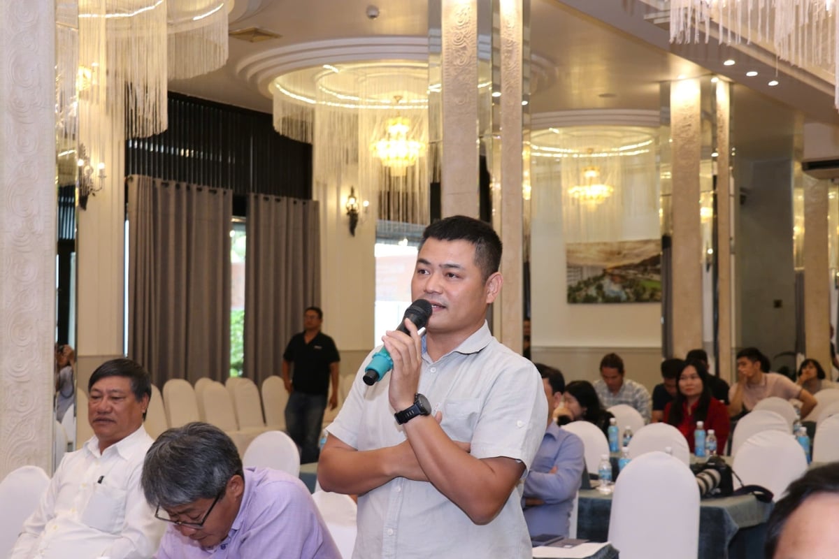 Các nhà báo quan tâm đặt câu hỏi giải đua xe thể thao và địa hình Victory Challenge Sailun Cup 2025. Ảnh: MP. Các nhà báo quan tâm đặt câu hỏi giải đua xe thể thao và địa hình Victory Challenge Sailun Cup 2025. Ảnh: MP.