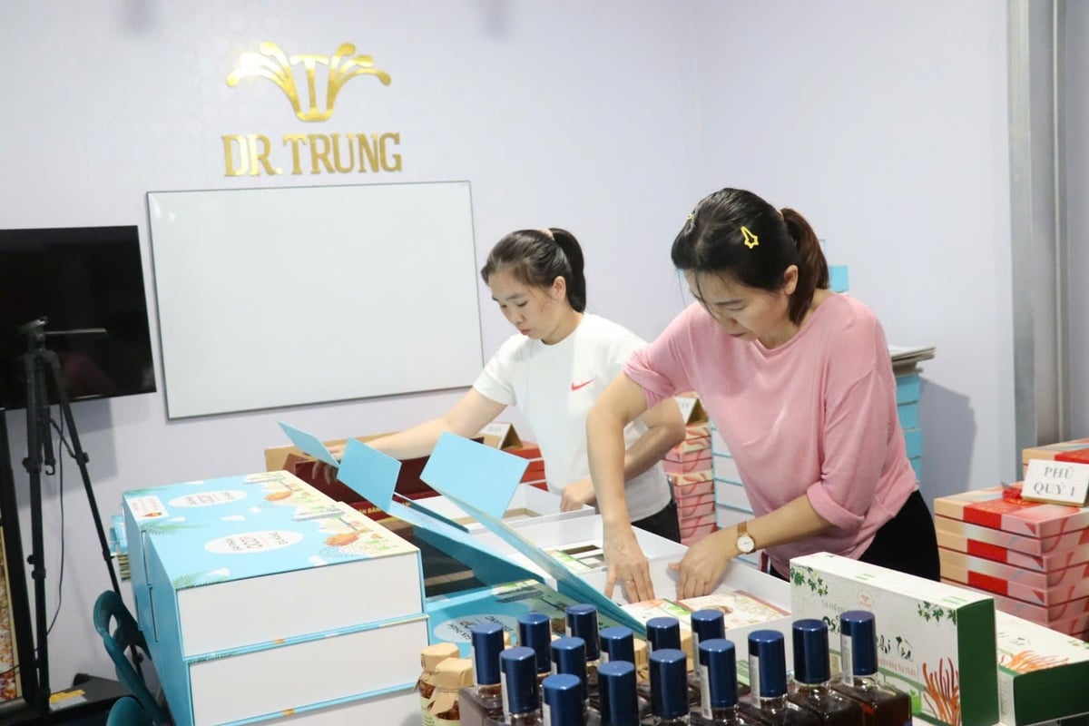 Thương hiệu 'Dr.Trung' của Công ty TNHH Công nghệ sinh học Vinseed (quận Cẩm Lệ, TP Đà Nẵng) hiện đang có 3 sản phẩm được công nhận OCOP 4 sao cấp thành phố. Ảnh: Lan Anh. Thương hiệu 'Dr.Trung' của Công ty TNHH Công nghệ sinh học Vinseed (quận Cẩm Lệ, TP Đà Nẵng) hiện đang có 3 sản phẩm được công nhận OCOP 4 sao cấp thành phố. Ảnh: Lan Anh.