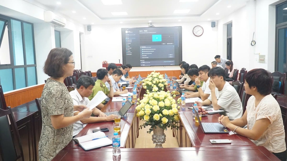 Quang cảnh buổi làm việc. Ảnh: Đức Bình. Quang cảnh buổi làm việc. Ảnh: Đức Bình.