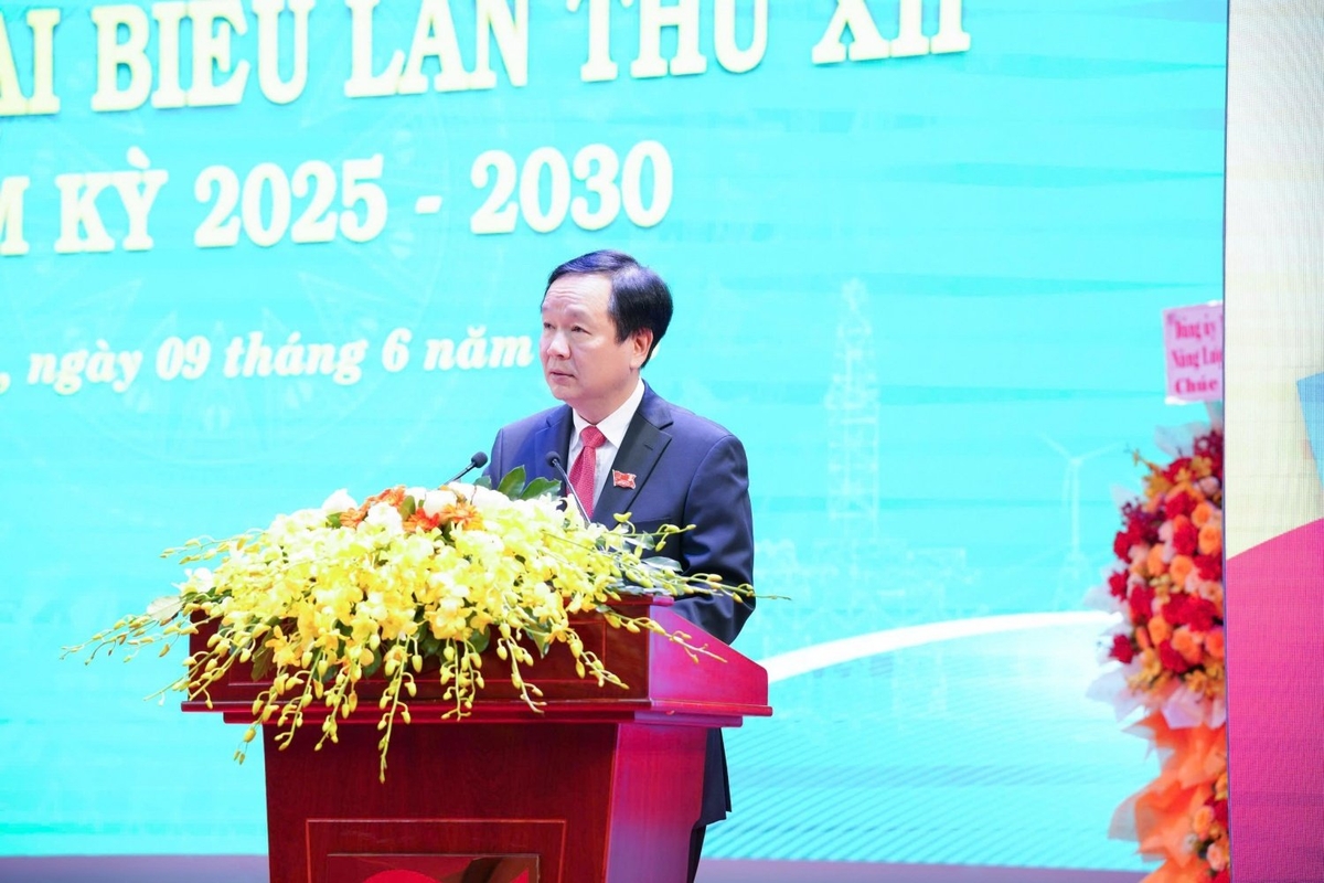 Đồng chí Vũ Mai Khanh, Tổng Giám đốc Vietsovpetro phát biểu tại Đại hội. Ảnh: Vietsovpetro. Đồng chí Vũ Mai Khanh, Tổng Giám đốc Vietsovpetro phát biểu tại Đại hội. Ảnh: Vietsovpetro.