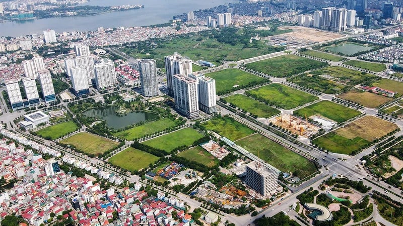 Truyền thông chính sách đất đai không thể chỉ là hoạt động đưa tin thông thường, mà cần tham gia vào quá trình thực thi chính sách, nhằm đảm bảo tính minh bạch và đồng thuận xã hội. Ảnh: Báo Nhân dân. Truyền thông chính sách đất đai không thể chỉ là hoạt động đưa tin thông thường, mà cần tham gia vào quá trình thực thi chính sách, nhằm đảm bảo tính minh bạch và đồng thuận xã hội. Ảnh: Báo Nhân dân.