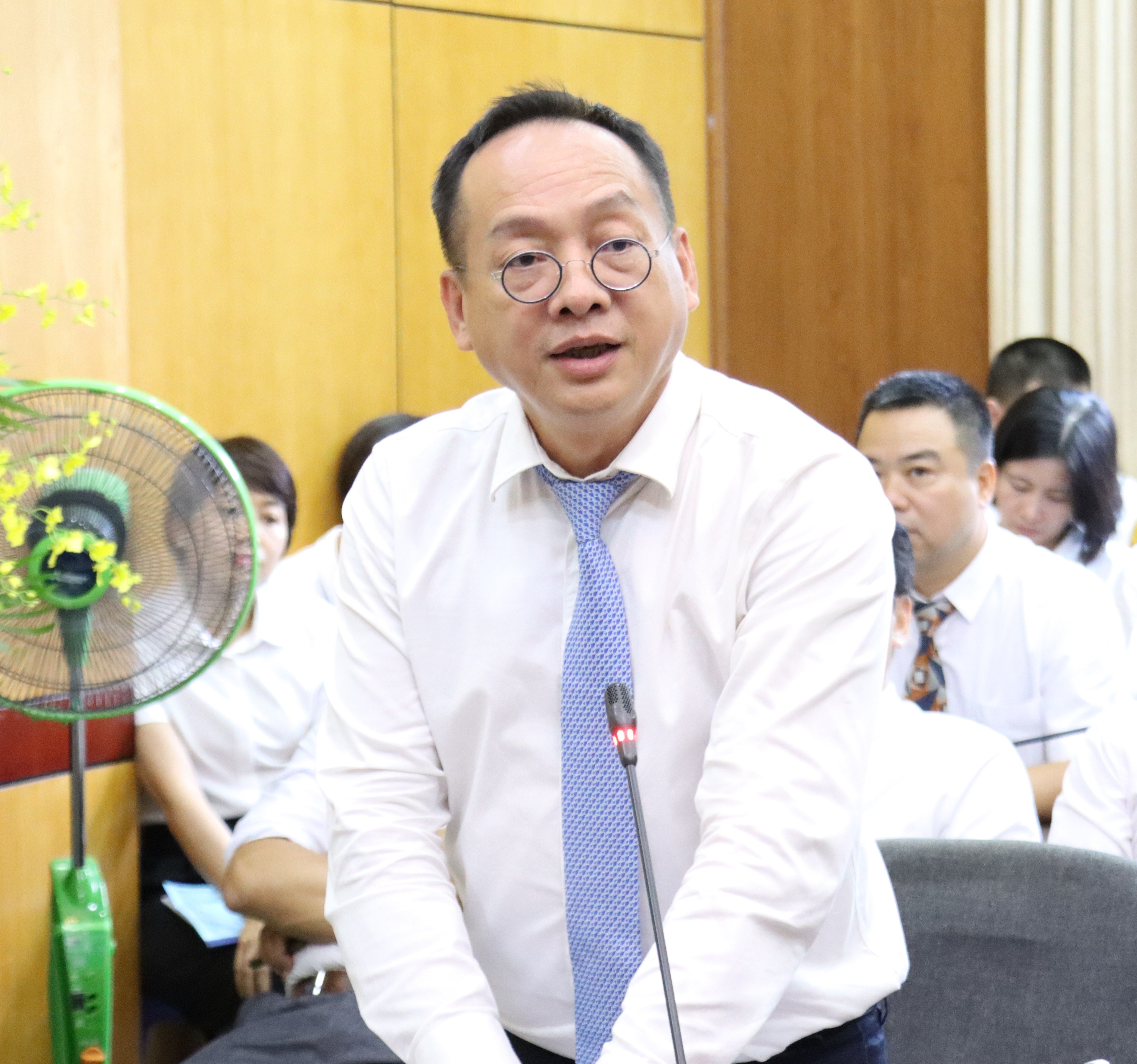 Đồng chí Ngô Hồng Giang, Phó Bí thư chuyên trách Đảng ủy Bộ ghi nhận và đánh giá cao những thành tựu mà Đảng bộ Quản lý Trung ương các Dự án Thủy lợi đạt được trong nhiệm kỳ qua. Ảnh: Việt Anh. Đồng chí Ngô Hồng Giang, Phó Bí thư chuyên trách Đảng ủy Bộ ghi nhận và đánh giá cao những thành tựu mà Đảng bộ Quản lý Trung ương các Dự án Thủy lợi đạt được trong nhiệm kỳ qua. Ảnh: Việt Anh.