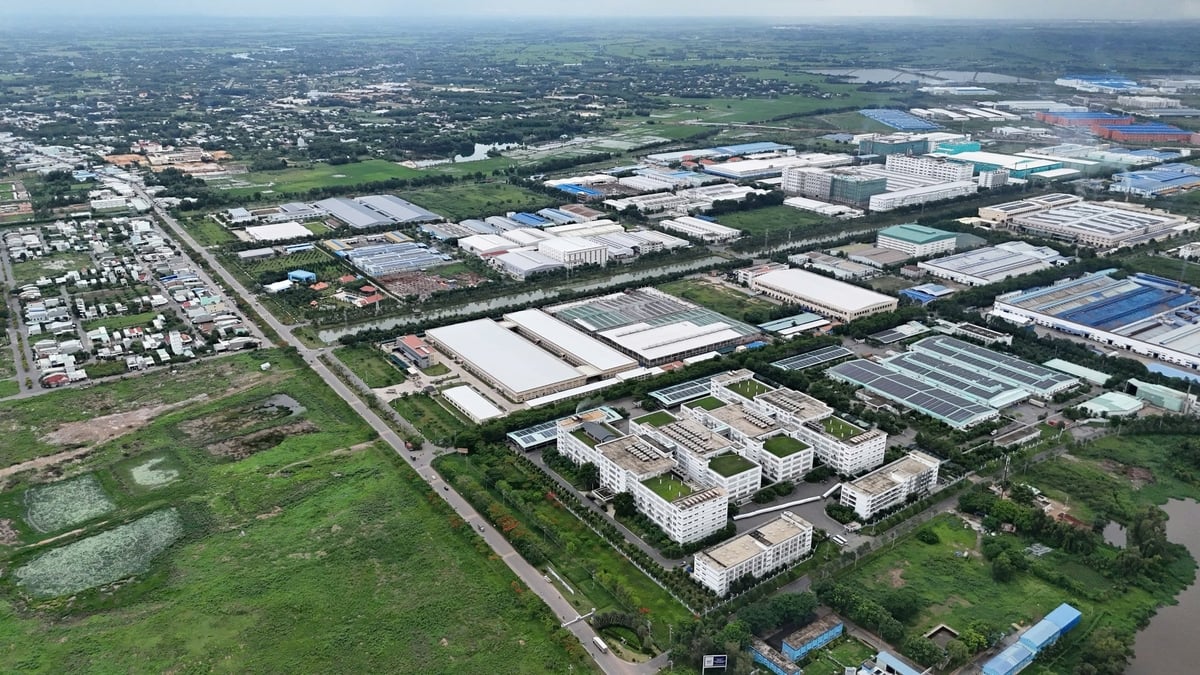 Tây Ninh sẽ không cấp giấy chứng nhận đầu tư cho các dự án sản xuất hoặc nhập khẩu túi nilon khó phân hủy sinh học. Ảnh: Trần Trung. Tây Ninh sẽ không cấp giấy chứng nhận đầu tư cho các dự án sản xuất hoặc nhập khẩu túi nilon khó phân hủy sinh học. Ảnh: Trần Trung.