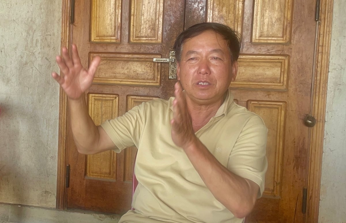 Ông Đại Hà (nguyên Chủ tịch xã Ea Tam) là một trong ba tác giả xây dựng kịch bản đào kênh Tam Lực. Ảnh: Đình Du. Ông Đại Hà (nguyên Chủ tịch xã Ea Tam) là một trong ba tác giả xây dựng kịch bản đào kênh Tam Lực. Ảnh: Đình Du.