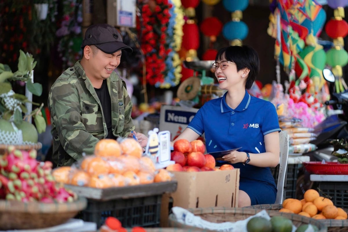Hơn 15.000 hộ kinh doanh nhỏ như tiệm tạp hóa, quán ăn, cửa hàng gia dụng đã triển khai mSeller. Ảnh: MB. Hơn 15.000 hộ kinh doanh nhỏ như tiệm tạp hóa, quán ăn, cửa hàng gia dụng đã triển khai mSeller. Ảnh: MB.
