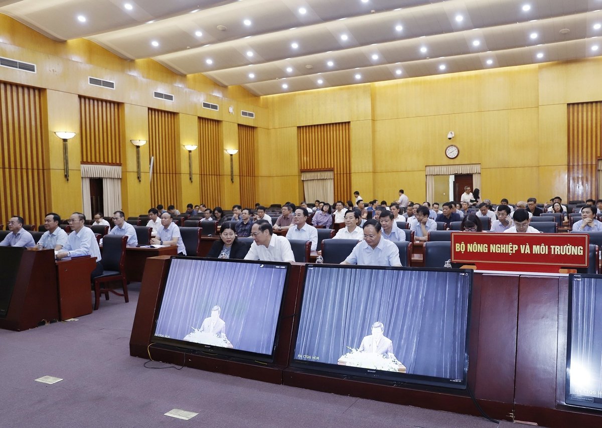Các đại biểu Bộ Nông nghiệp và Môi trường tham dự Hội nghị. Ảnh: Khương Trung. Các đại biểu Bộ Nông nghiệp và Môi trường tham dự Hội nghị. Ảnh: Khương Trung.
