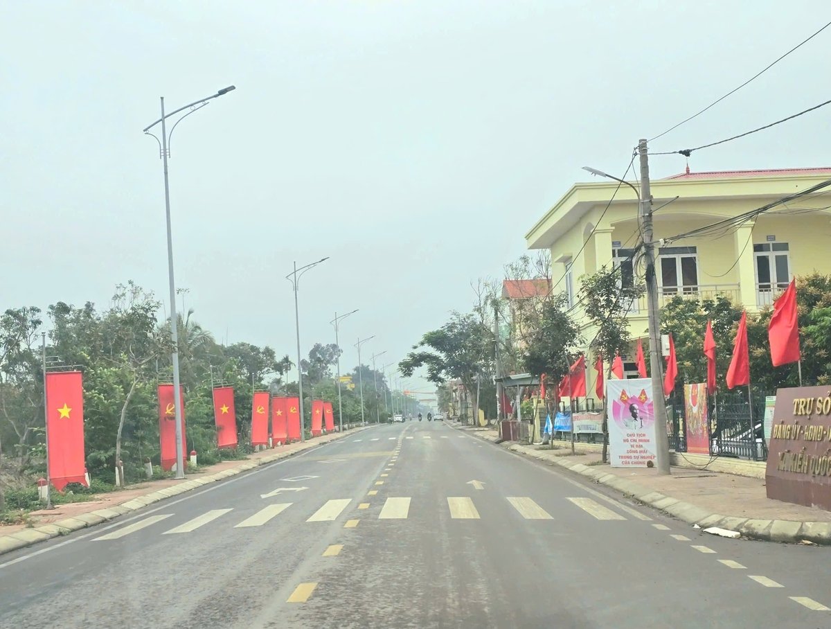 Một đoạn đường giao thông trục xã tại Kiến Quốc. Ảnh: Đinh Mười. Một đoạn đường giao thông trục xã tại Kiến Quốc. Ảnh: Đinh Mười.