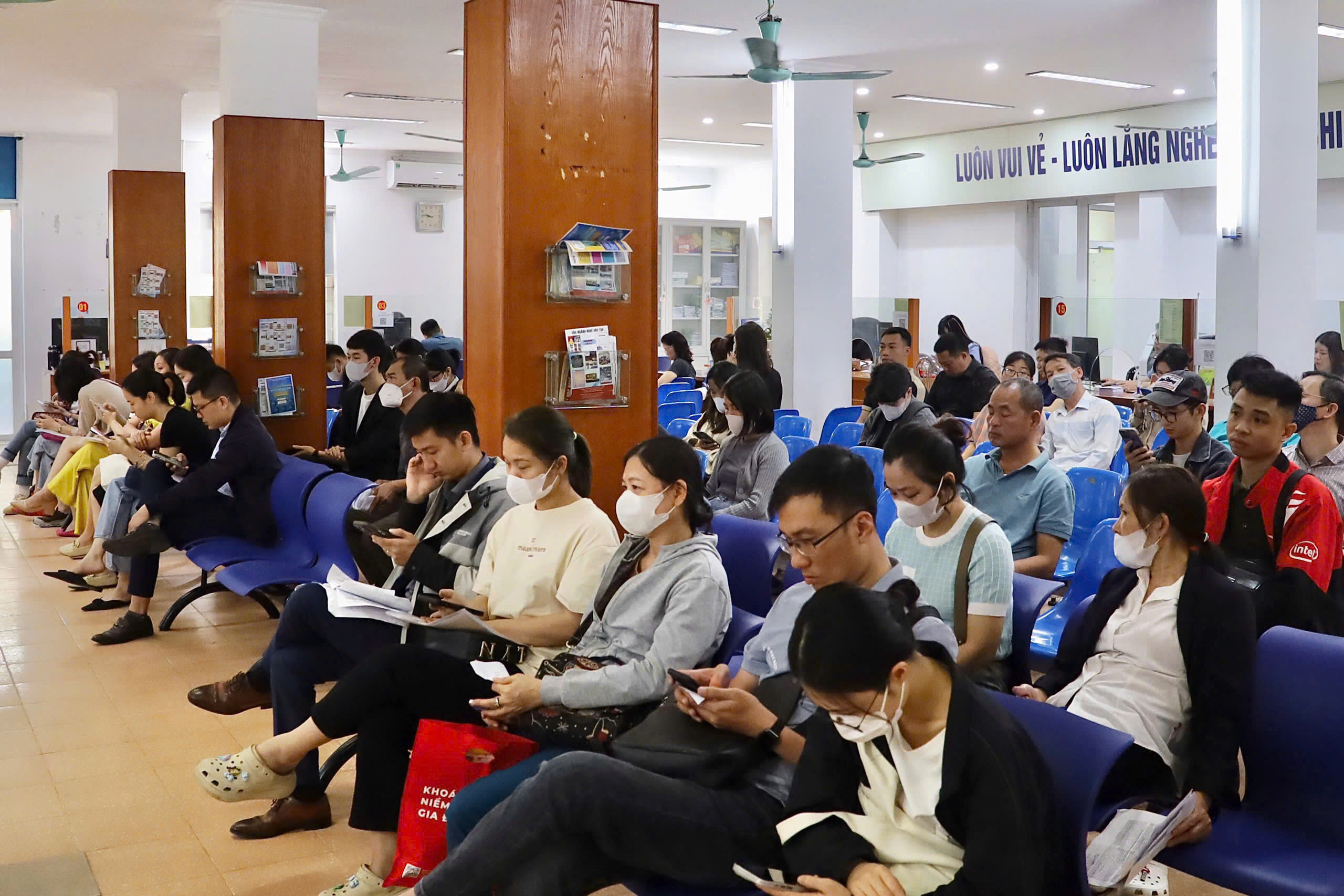 Chính sách BHTN là điểm tựa trong hành trình tìm lại chính mình của người lao động. Ảnh: Minh Hà. Chính sách BHTN là điểm tựa trong hành trình tìm lại chính mình của người lao động. Ảnh: Minh Hà.