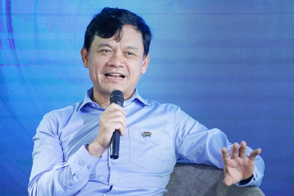 Ông Nguyễn Xuân Phú - Chủ tịch HĐQT Tập đoàn SUNHOUSE chia sẻ tại buổi gặp gỡ báo chí. Ảnh: SUNHOUSE. Ông Nguyễn Xuân Phú - Chủ tịch HĐQT Tập đoàn SUNHOUSE chia sẻ tại buổi gặp gỡ báo chí. Ảnh: SUNHOUSE.