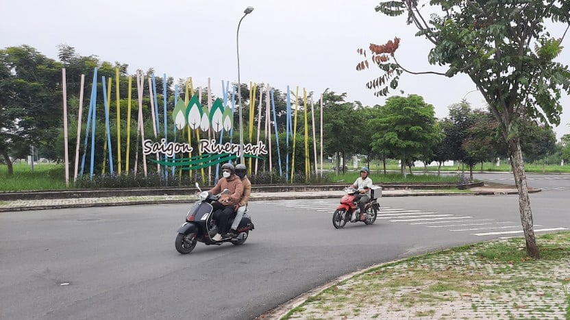 Một dự án đang được triển khai xây dựng trên địa bàn huyện Cần Giuộc, Long An. Ảnh: Thanh Bạch. Một dự án đang được triển khai xây dựng trên địa bàn huyện Cần Giuộc, Long An. Ảnh: Thanh Bạch.