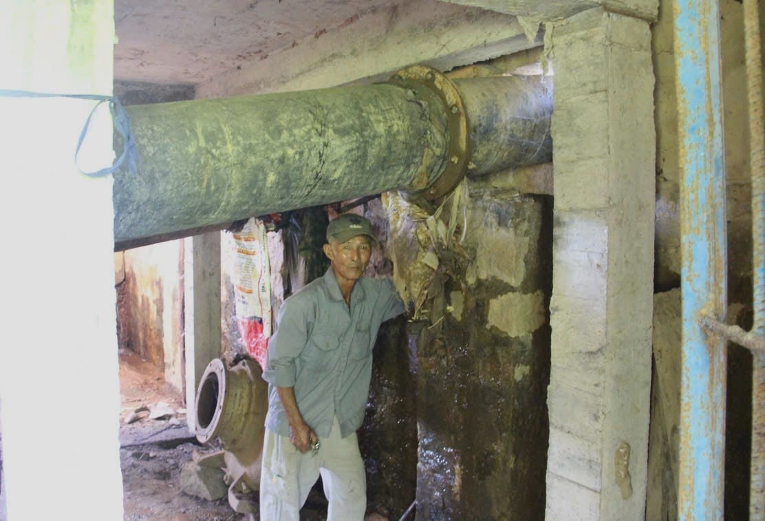 Kể từ ngày nhận được giấy báo thanh toán tiền điện, 7 ngày sau HTX không nộp tiền điện là bị điện lực cắt điện. Ảnh: V.Đ.T. Kể từ ngày nhận được giấy báo thanh toán tiền điện, 7 ngày sau HTX không nộp tiền điện là bị điện lực cắt điện. Ảnh: V.Đ.T.