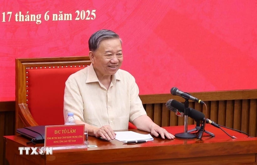 Tổng Bí thư Tô Lâm làm việc tại tại Học viện Chính trị quốc gia Hồ Chí Minh chiều 17/6. Ảnh: TTXVN. Tổng Bí thư Tô Lâm làm việc tại tại Học viện Chính trị quốc gia Hồ Chí Minh chiều 17/6. Ảnh: TTXVN.