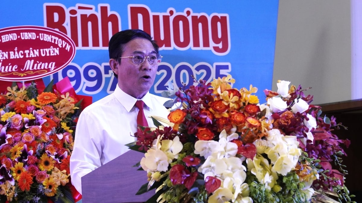 Ông Nguyễn Văn Lộc, Ủy viên Ban Thường vụ Tỉnh ủy, Chủ tịch HĐND tỉnh Bình Dương phát biểu tại sự kiện. Ảnh: Trần Phi. Ông Nguyễn Văn Lộc, Ủy viên Ban Thường vụ Tỉnh ủy, Chủ tịch HĐND tỉnh Bình Dương phát biểu tại sự kiện. Ảnh: Trần Phi.