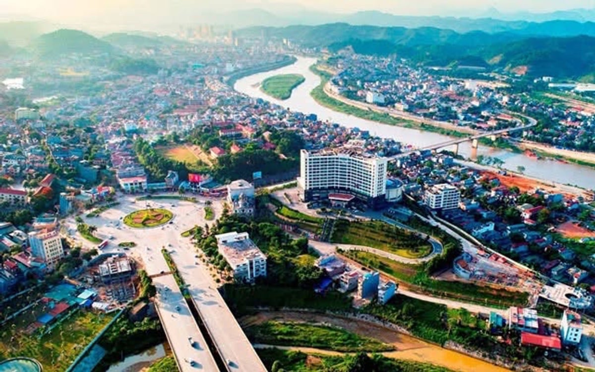Sau sáp nhập Lào Cai chỉ còn 99 đơn vị hành chính xã, phường. Ảnh: Giang Chi. Sau sáp nhập Lào Cai chỉ còn 99 đơn vị hành chính xã, phường. Ảnh: Giang Chi.