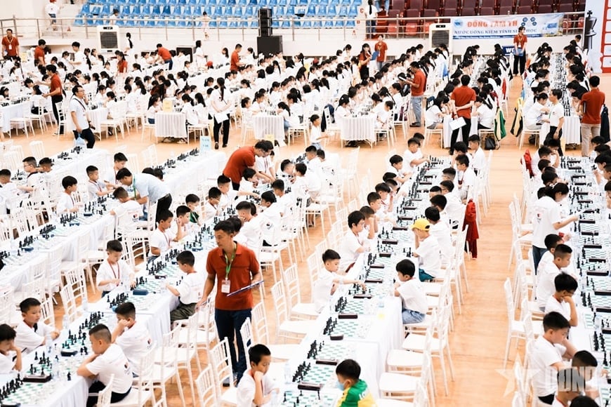 Các kỳ thủ thi đấu tại giải Cờ vua trẻ quốc gia năm 2025. Ảnh: Nguyễn Vinh. Các kỳ thủ thi đấu tại giải Cờ vua trẻ quốc gia năm 2025. Ảnh: Nguyễn Vinh.