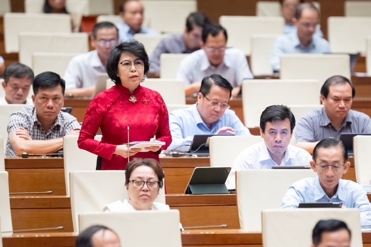Đại biểu Tô Thị Bích Châu (TP.HCM). Ảnh: Quochoi. Đại biểu Tô Thị Bích Châu (TP.HCM). Ảnh: Quochoi.