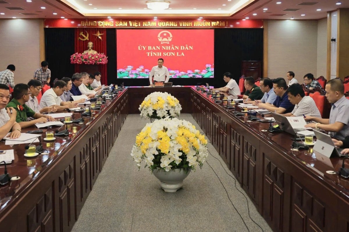 Toàn cảnh cuộc làm việc. Ảnh: Nguyễn Nga.