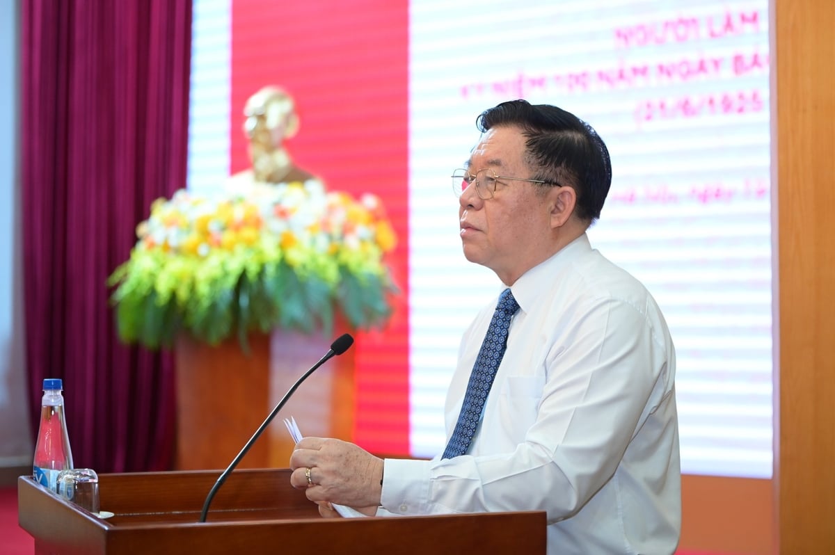 Ông Nguyễn Trọng Nghĩa, Trưởng Ban Tuyên giáo và Dân vận Trung ương phát biểu tại buổi lễ. Ảnh: Tùng Đinh.