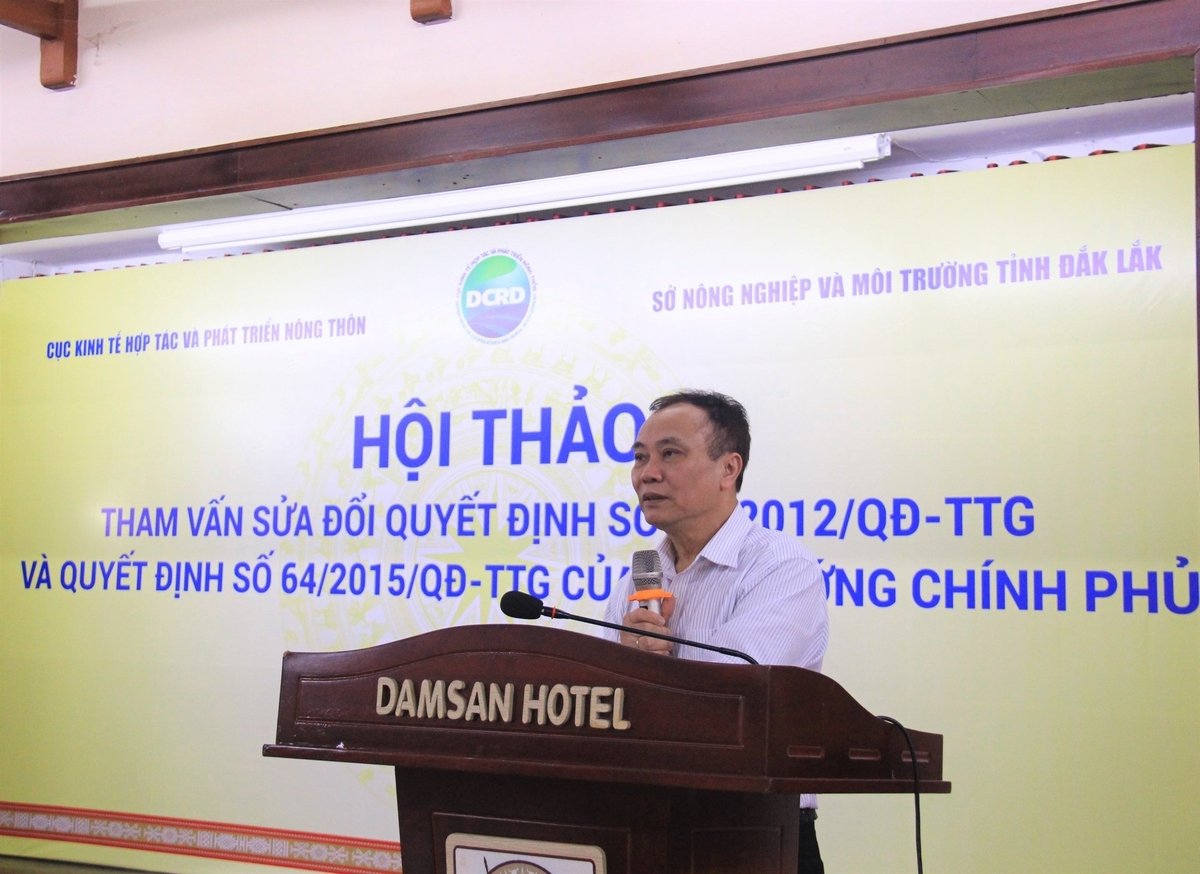 Ông Lê Đức Thịnh, Cục trưởng Cục Kinh tế hợp tác và Phát triển nông thôn phát biểu tại hội thảo. Ảnh: Tuấn Trần. Ông Lê Đức Thịnh, Cục trưởng Cục Kinh tế hợp tác và Phát triển nông thôn phát biểu tại hội thảo. Ảnh: Tuấn Trần.