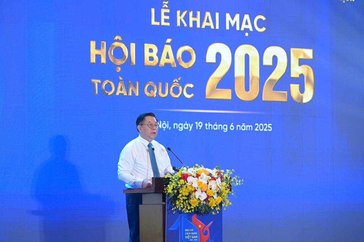 Trưởng Ban Tuyên giáo và Dân vận Trung ương Nguyễn Trọng Nghĩa phát biểu tại lễ khai mạc. Ảnh: Tùng Đinh. Trưởng Ban Tuyên giáo và Dân vận Trung ương Nguyễn Trọng Nghĩa phát biểu tại lễ khai mạc. Ảnh: Tùng Đinh.